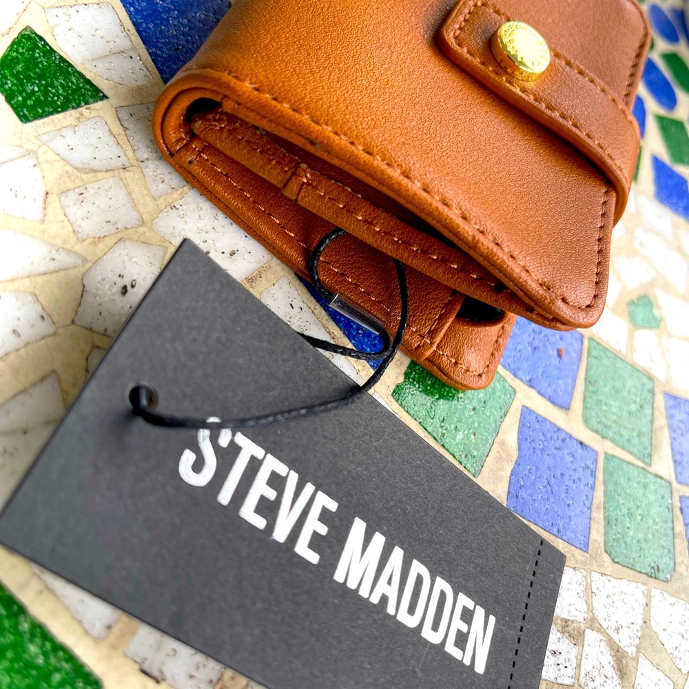 Steve Madden Tan Mini Wallet - NWT